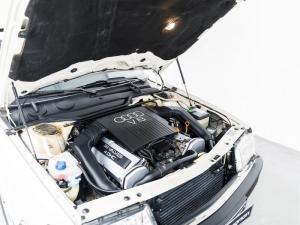 Audi V8 1990 года  (EU)